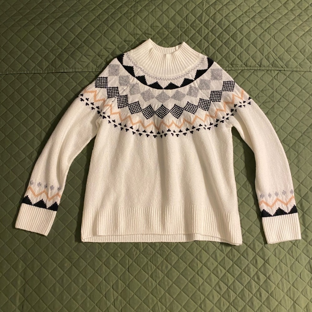 Vince Camuto Sweater